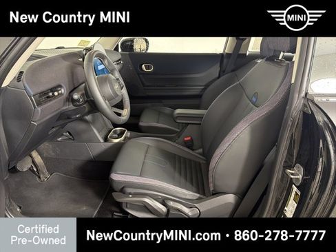 Certified 2025 MINI Cooper 2-Door Hardtop image 11