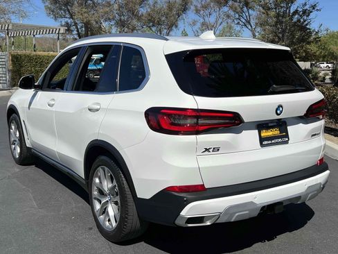 Used 2022 BMW X5 sDrive40i w/ Parking Assistance Package RWD image 2