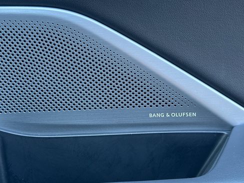 Certified 2025 Acura MDX FWD w/ Technology Package image 23