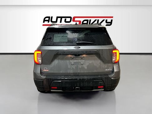 Used 2023 Ford Explorer Timberline AWD/4WD image 6
