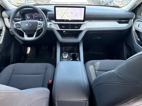 Used 2026 Ford Explorer Active RWD image 11