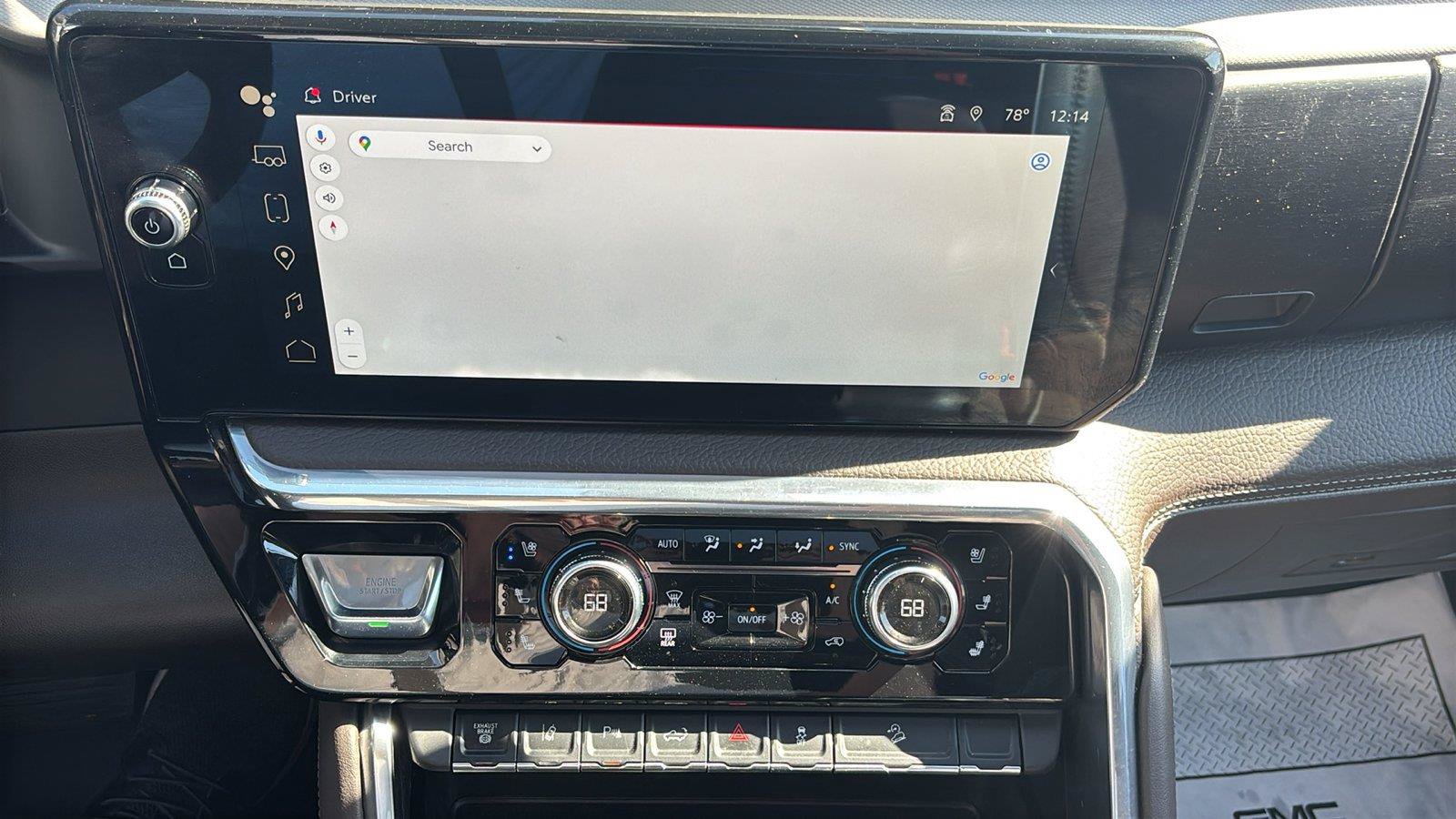 Used 2024 GMC Sierra 2500 Denali w/ Denali Reserve Package AWD/4WD image 36