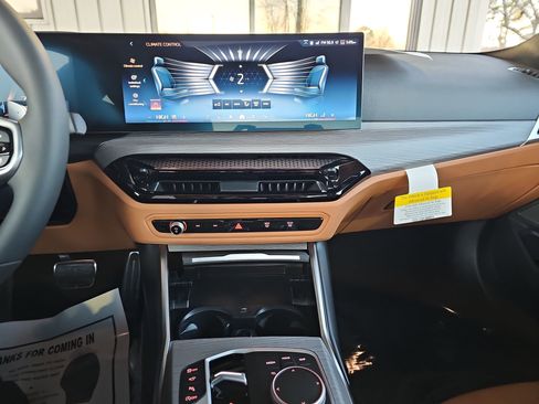 New 2026 BMW 330i Sedan w/ M Sport Package image 21