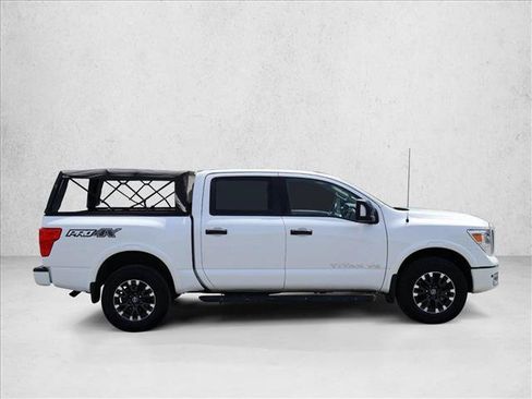 Used 2018 Nissan Titan S AWD/4WD image 4
