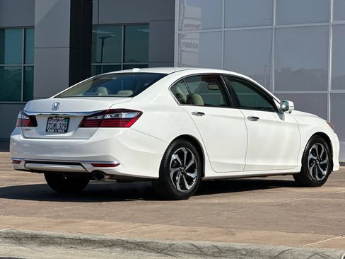 Used 2016 Honda Accord EX-L image 4