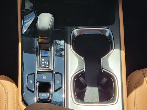 Used 2024 Lexus NX 250 FWD w/ Towing Package (2000 Lbs) image 16