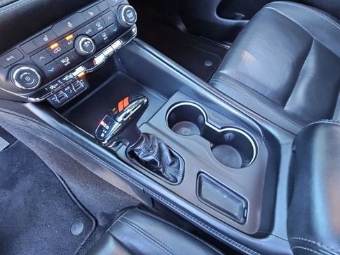 Used 2021 Dodge Durango GT AWD/4WD image 17