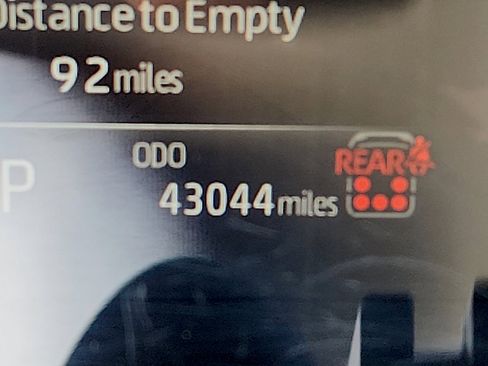 Used 2024 Toyota Highlander XLE image 22