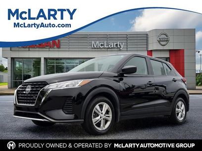 Certified 2025 Nissan Kicks Play S