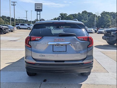 Used 2021 GMC Terrain SLE w/ Driver Convenience Package AWD/4WD image 8