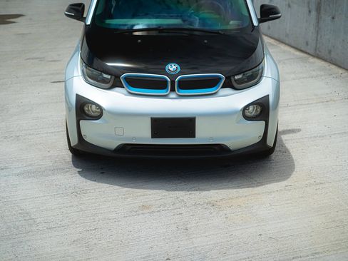 Used 2015 BMW i3 w/ Range Extender image 28