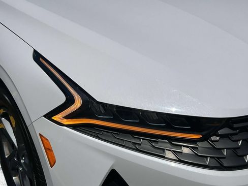 Certified 2023 Kia K5 LXS FWD image 9