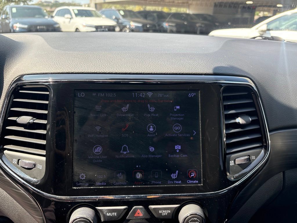 Used 2020 Jeep Grand Cherokee Altitude RWD image 19