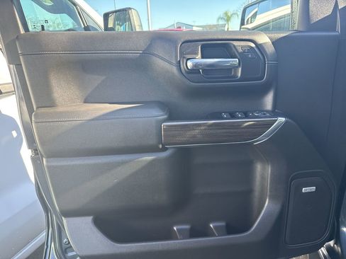 Used 2021 Chevrolet Silverado 1500 RST image 21