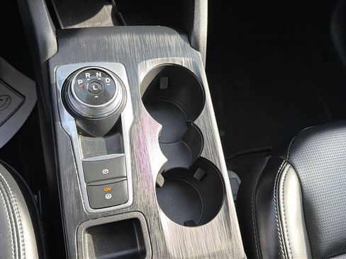 Used 2025 Ford Escape Platinum image 24