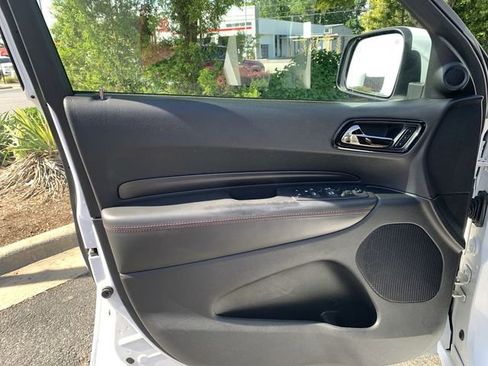 Used 2022 Dodge Durango R/T RWD image 17