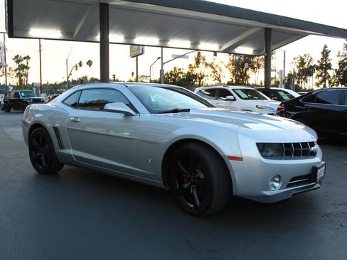 Used 2011 Chevrolet Camaro LT w/ RS Package RWD image 7