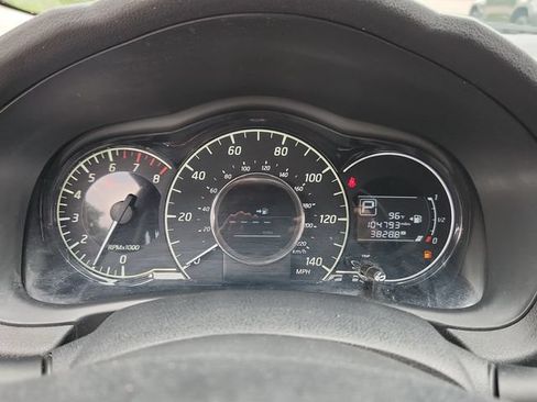 Used 2015 Nissan Versa Note SV FWD image 10