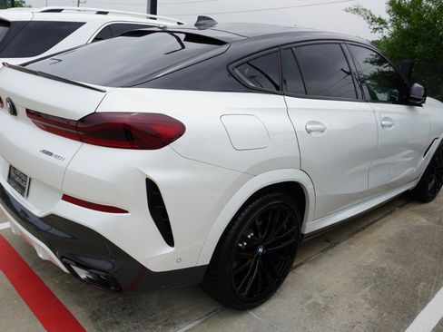 Used 2023 BMW X6 xDrive40i w/ M Sport Package AWD/4WD image 4