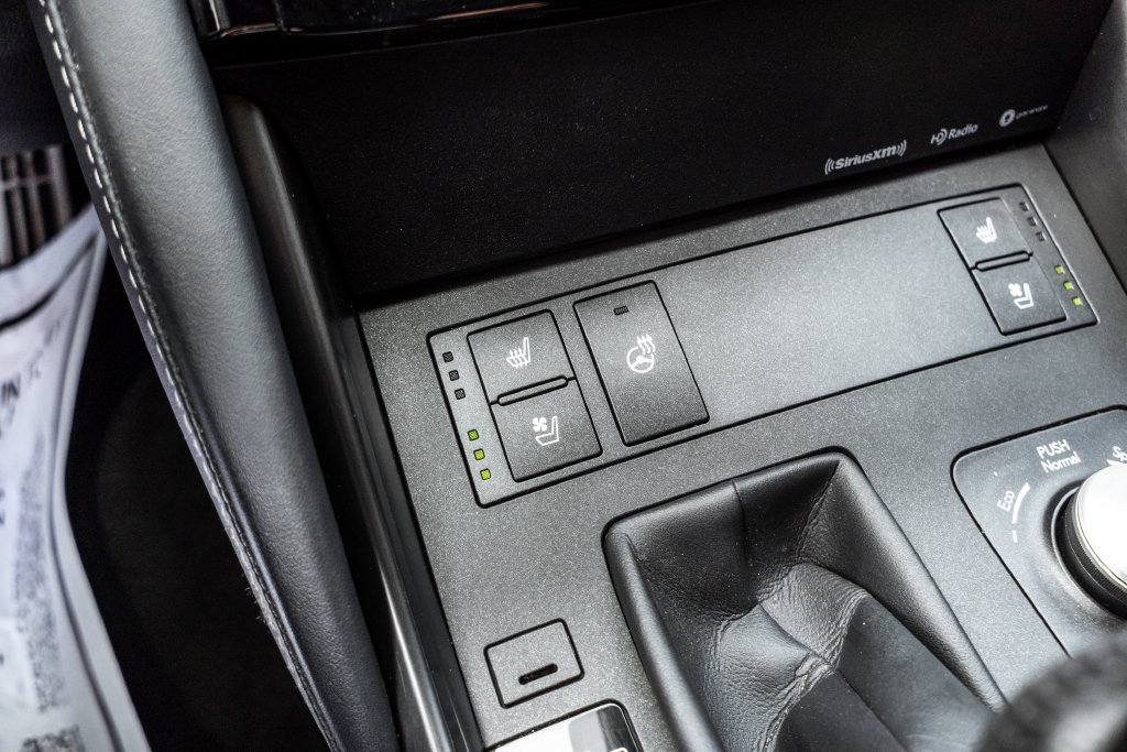 Used 2022 Lexus IS 300 F Sport AWD/4WD image 9