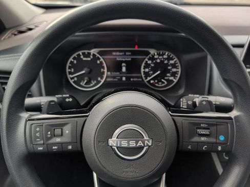 Certified 2023 Nissan Rogue SV image 23