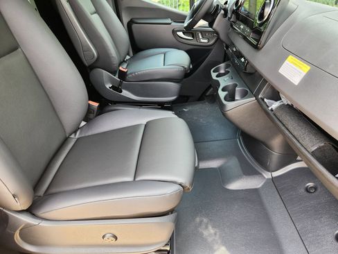 New 2026 Mercedes-Benz Sprinter 2500 image 3