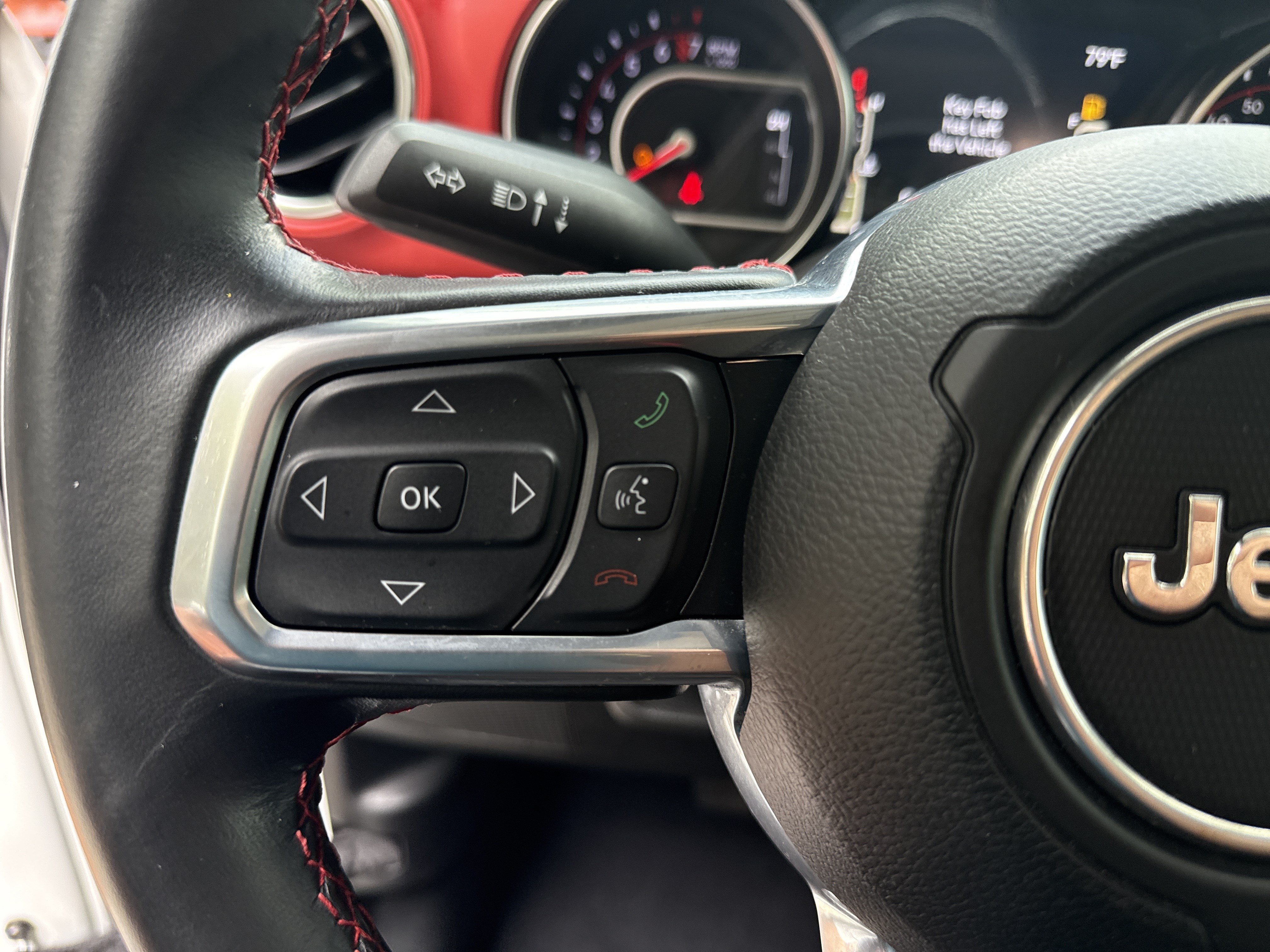Used 2021 Jeep Gladiator Rubicon AWD/4WD image 23