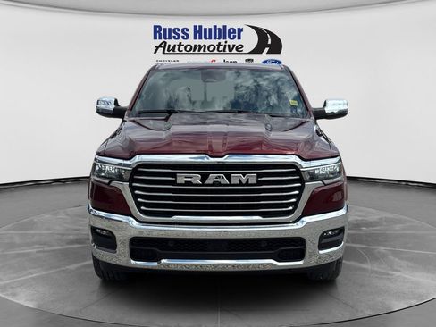 Used 2025 RAM 1500 Laramie AWD/4WD image 9