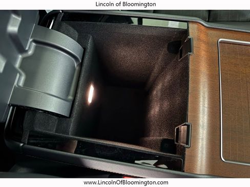 New 2026 Lincoln Navigator Black Label AWD/4WD image 25