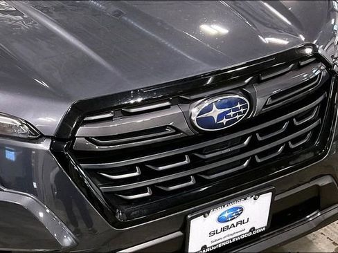 Used 2023 Subaru Forester Limited image 31