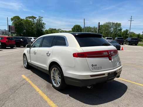 Used 2013 Lincoln MKT AWD image 7
