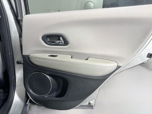 Used 2016 Honda HR-V EX image 28