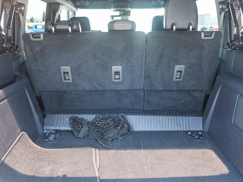 Used 2023 Ford Bronco Wildtrak image 26