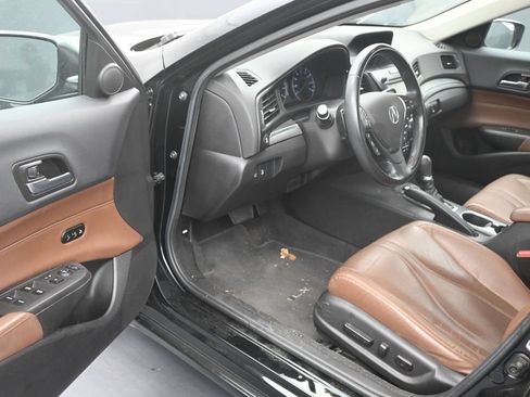 Used 2019 Acura ILX FWD image 10