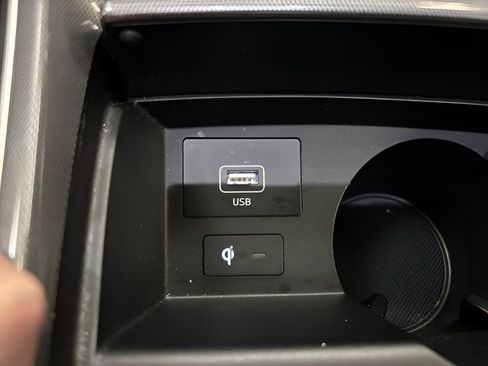 Used 2023 Hyundai Santa Fe Calligraphy w/ Cargo Package image 22