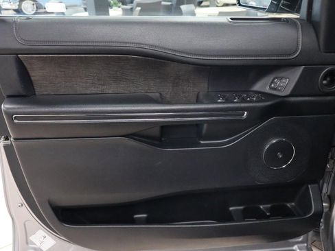 Used 2021 Ford Expedition Max Limited AWD/4WD image 10