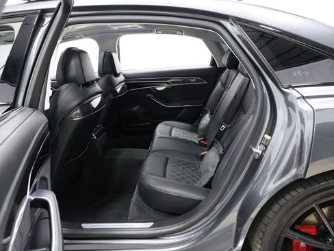 Used 2023 Audi S8 w/ S8 Comfort Plus Package AWD/4WD image 48