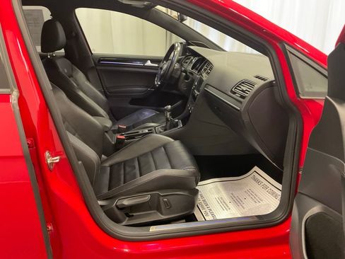 Used 2016 Volkswagen Golf R 4-Door AWD/4WD image 33