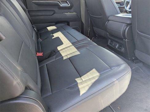 Used 2024 GMC Sierra 1500 SLT image 13