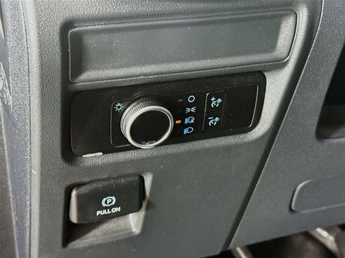 Used 2023 Ford Expedition Max XL RWD image 6