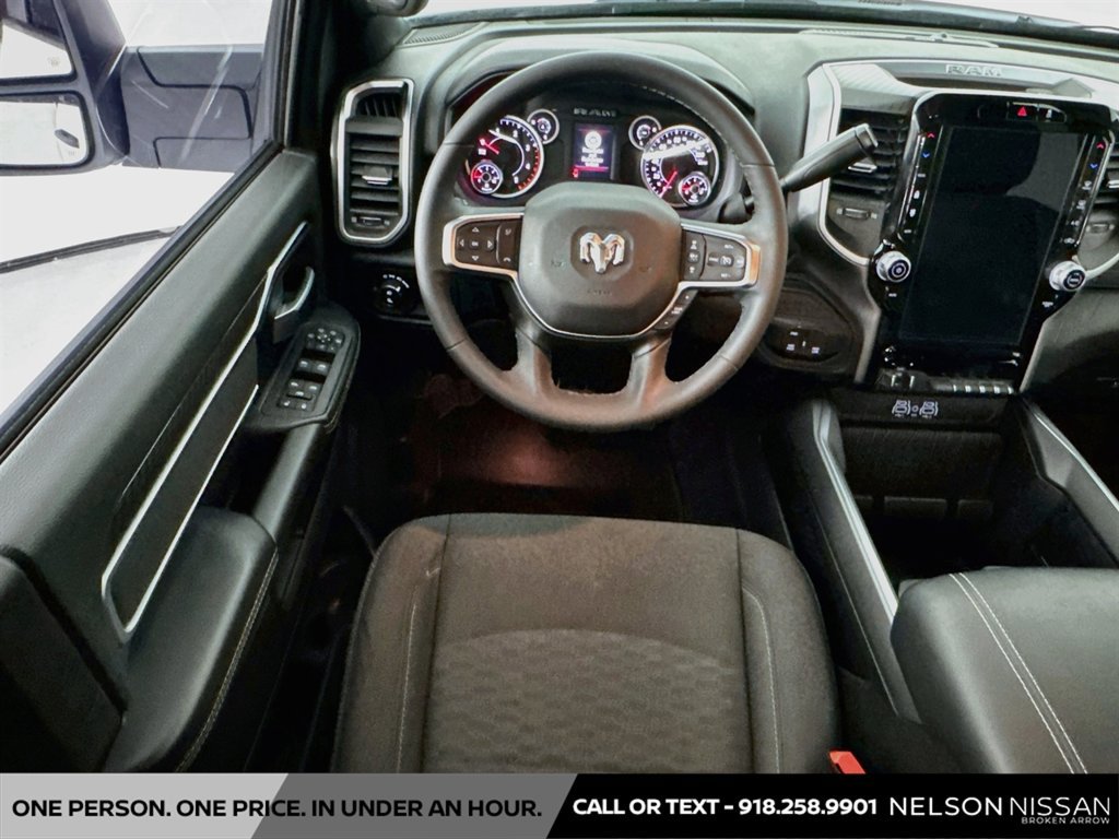 Used 2025 RAM 3500 Big Horn AWD/4WD image 23
