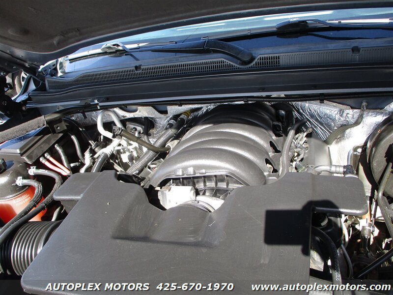 Used 2016 Chevrolet Suburban LT AWD/4WD image 23