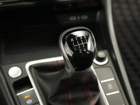 Used 2025 Volkswagen Jetta GLI Autobahn FWD image 42