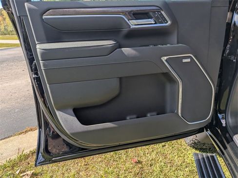 New 2026 Chevrolet Silverado 2500 LTZ w/ Trail Boss Package image 8