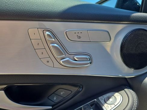 Used 2022 Mercedes-Benz GLC 300 image 16