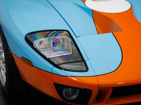 Used 2006 Ford GT image 39