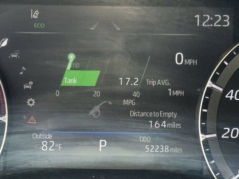 Used 2021 Toyota Highlander XSE FWD image 16