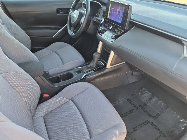 Used 2023 Toyota Corolla Cross AWD Hybrid image 32