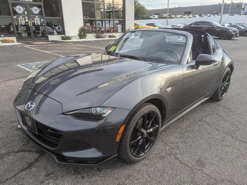Used 2021 MAZDA MX-5 Miata RF Club RWD image 11