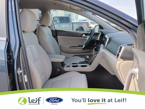 Used 2021 Kia Sportage LX w/ LX Fwd Popular Package image 33